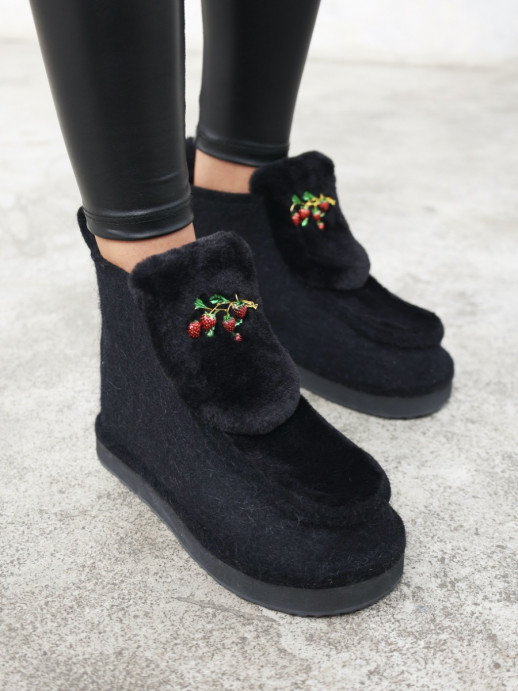 the Classics x Земляничка [black]